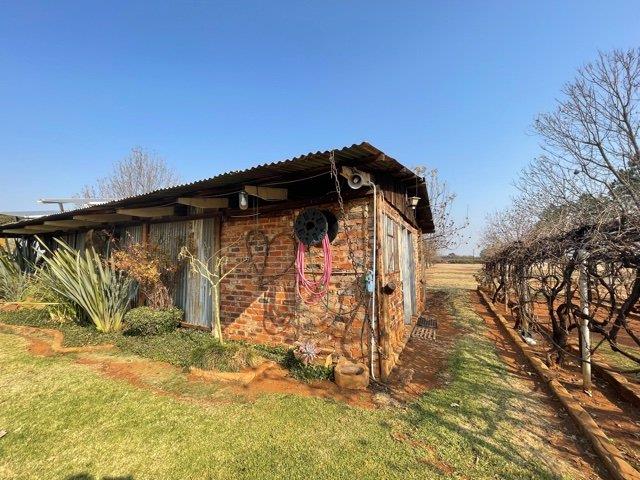 6 Bedroom Property for Sale in Potchefstroom Rural North West